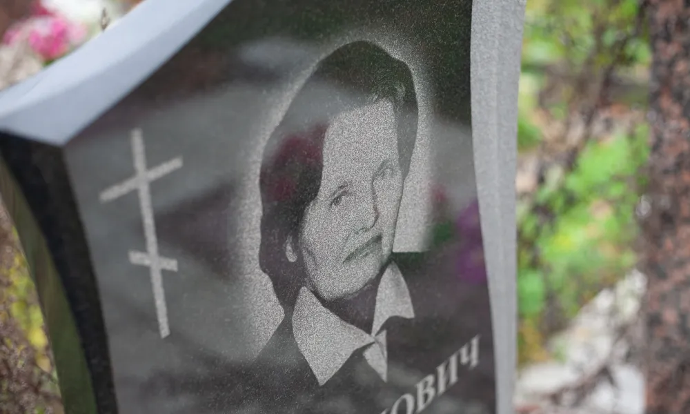 Изготовление памятников из гранита и мрамора в Волковыске