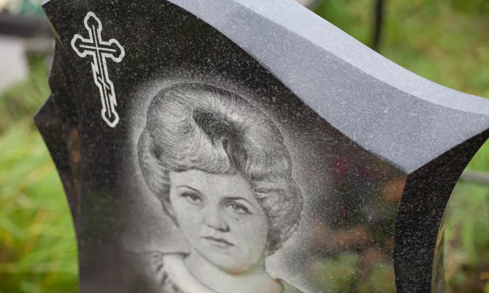 Изготовление памятников из гранита и мрамора в Жлобине