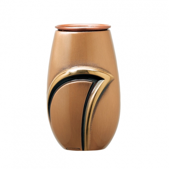 Ваза P1170/13 - Небольшая бронзовая ваза, которую можно украсить  символическим букетом.  Аксессуар идеально подойдёт для компактных по размеру памятников или комплектов горизонтального типа. Золотистая вставка – изящный штрих и элегантное украшение вазы. 
